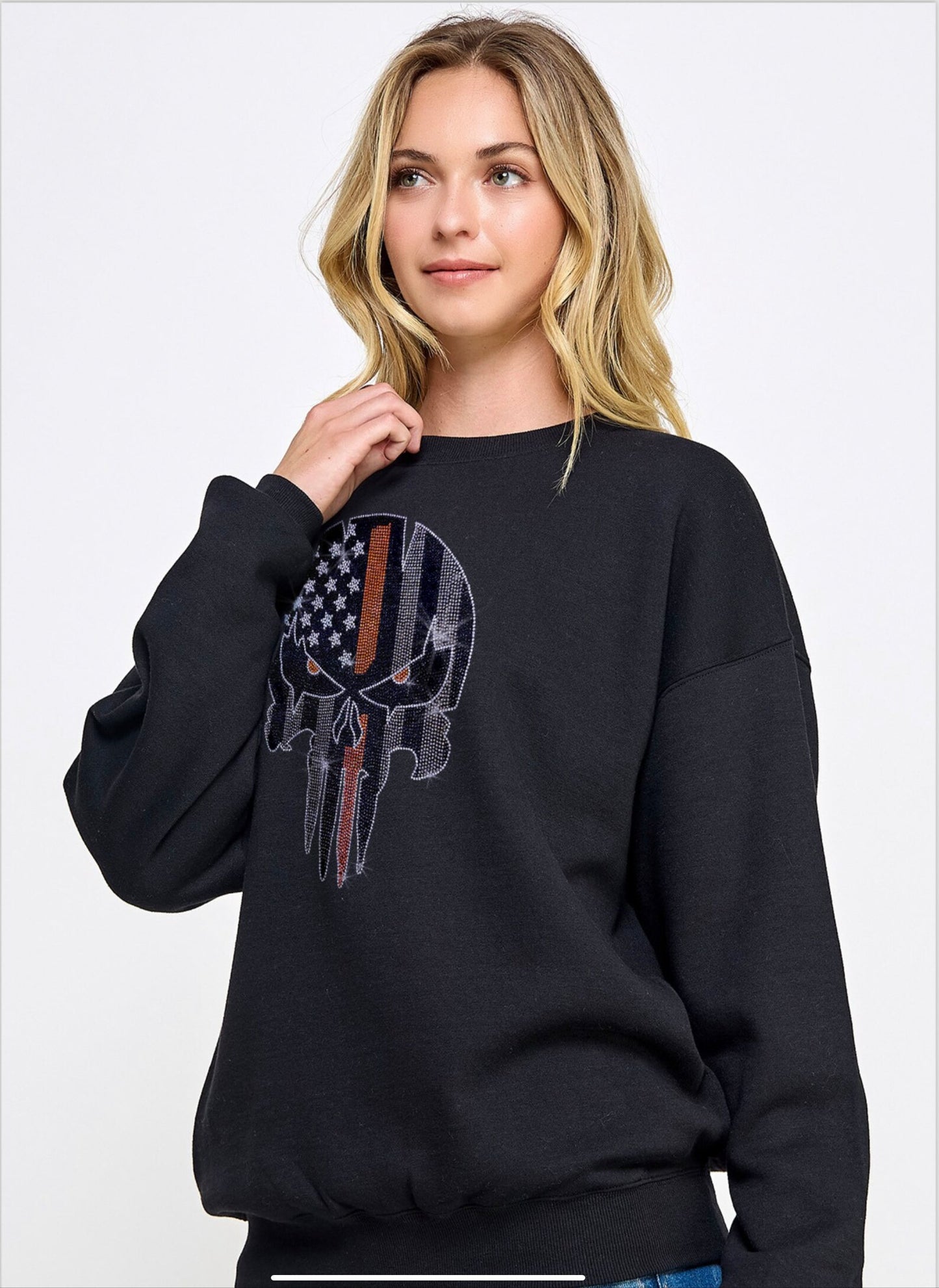 Skull Design Unique sweatshirts , bling skull Applique sweatshirt, rhinestone Graphic print hoodies with skull , rhinestone hoodie