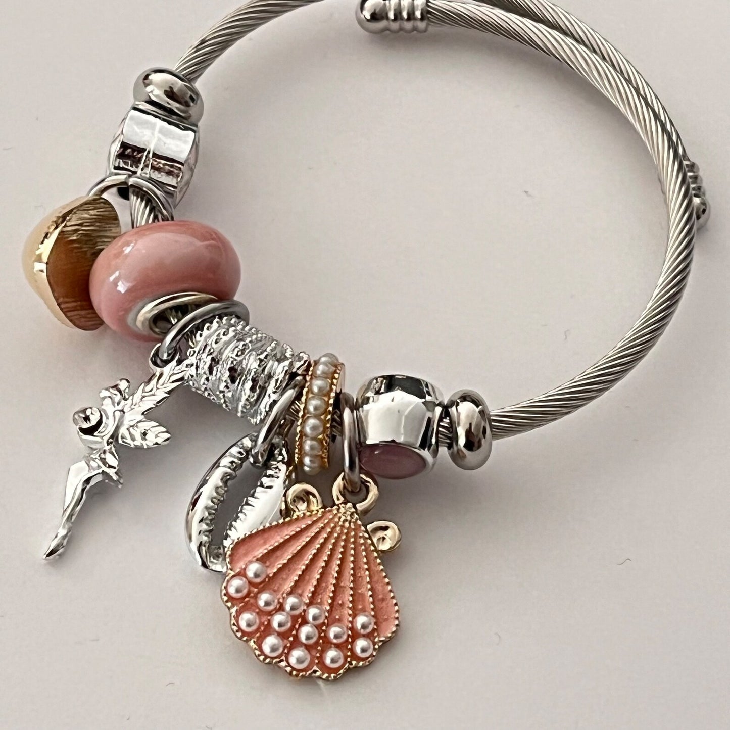 Seashell bracelet charm , Charm bracelets , bracelet for women , gift for girls , jewelry , women bracelet accessories